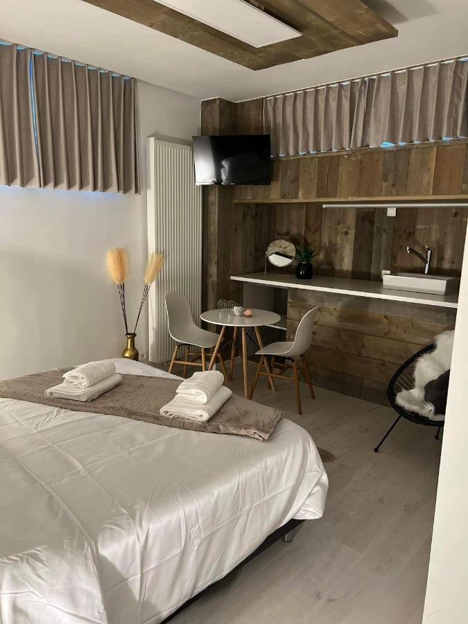 Prachtige Kamer In Centrum Brugge Met Badkamer ! Dış mekan fotoğraf