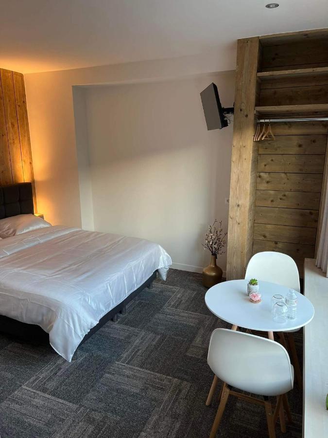 Prachtige Kamer In Centrum Brugge Met Badkamer ! Dış mekan fotoğraf